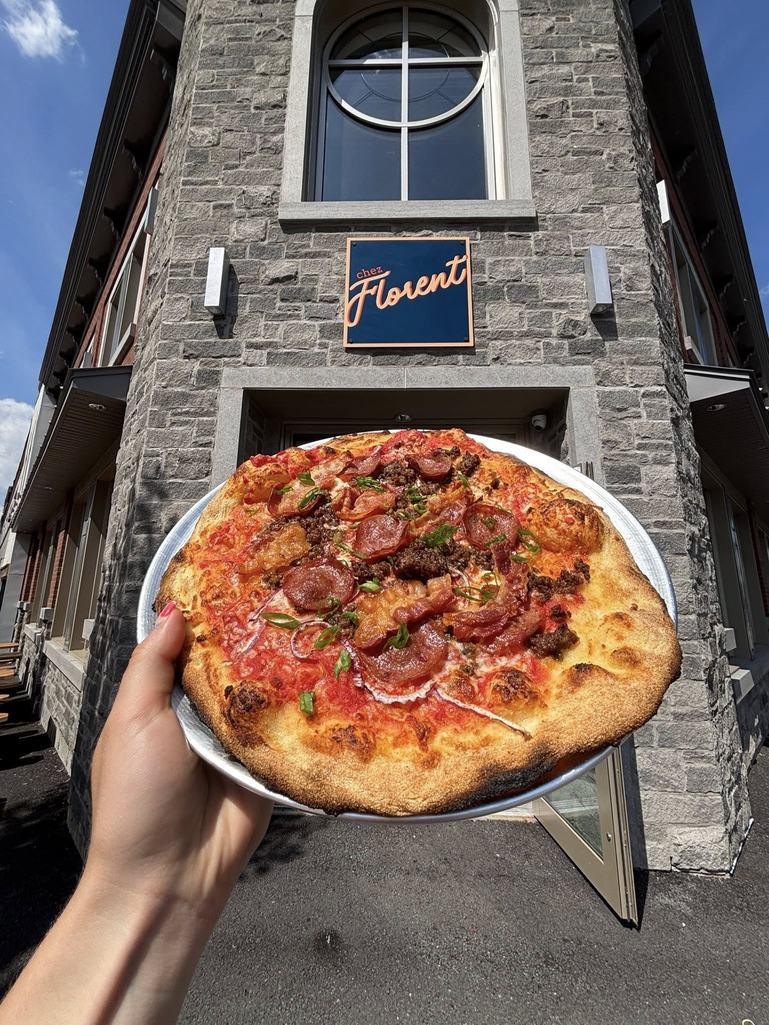 Devanture de Chez Florent, 57 rue du Roi à Sorel-Tracy